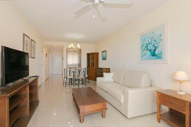 אדחה Apartamento Sara En El Veril Del Duque - Sara Vacation מראה חיצוני תמונה